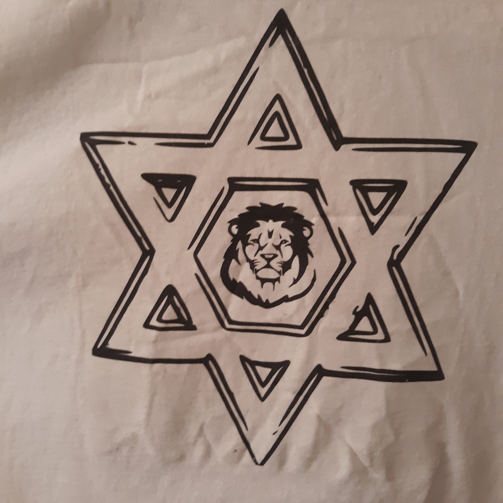 Graphic shirt